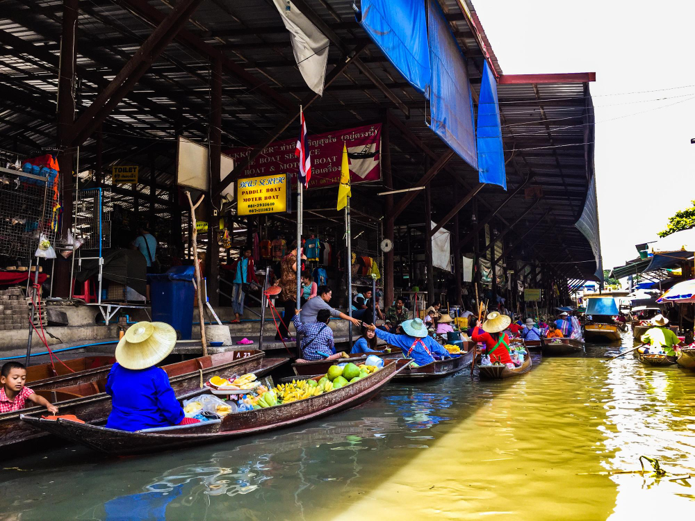 Damnoen Saduak floating market tour